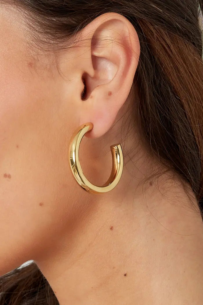 Basic thick earrings