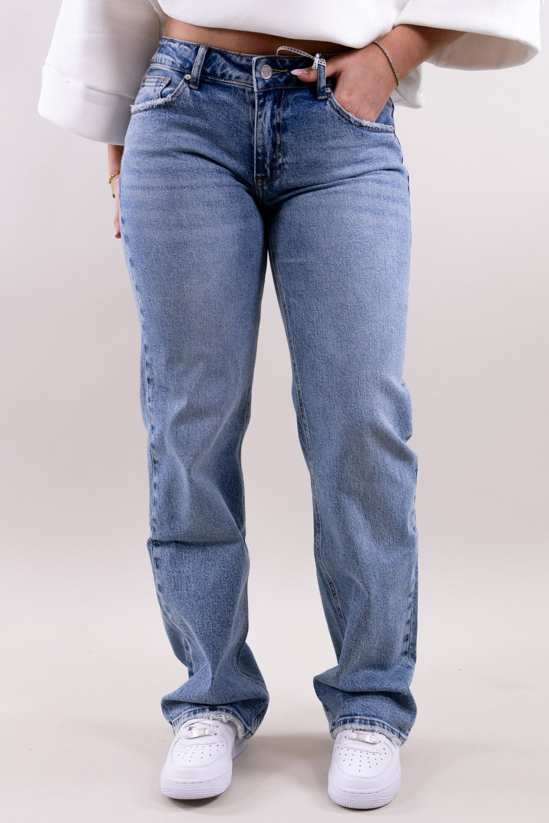 Low Waist Straight Leg Jeans - Stretch