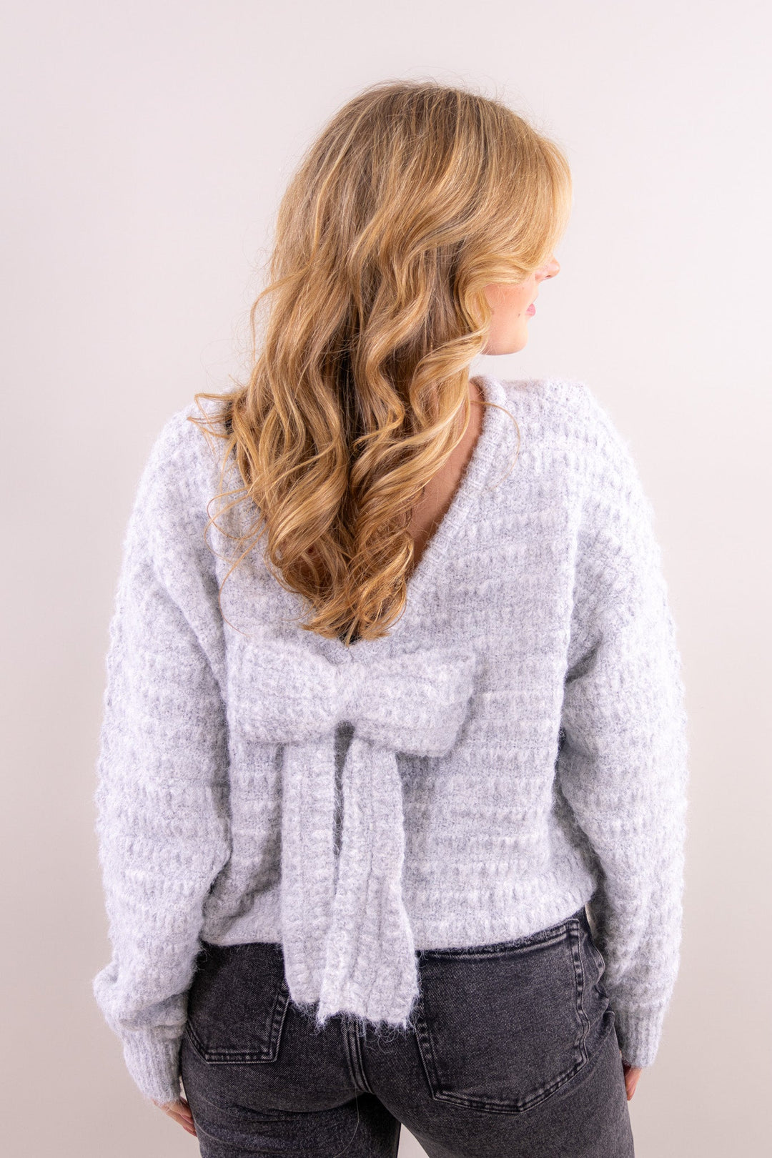 Madelon Strickpullover mit Schleifen